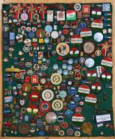 kb 260db-os klf magyar és külföldi kitüntetés, jelvény gyűjtemény főként a szocialista időszakból, falapra rögzített filcen T:vegyes