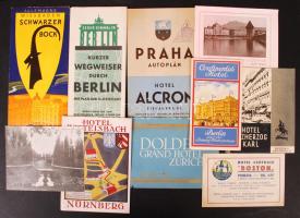 cca 1930 Külföldi hotelek, városok képes ismertető füzetek. 10 db. / Hotels, cities. 10 picture tourist guides