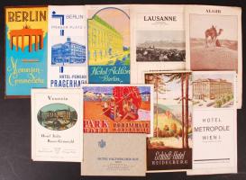 cca 1930 Külföldi hotelek, városok képes ismertető füzetek. 10 db. / Hotels, cities. 10 picture tourist guides