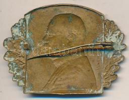 Osztrák-Magyar Monarchia 1915. "Frigyes Főherceg Tábornagy" tombak sapkajelvény (32x43mm),...