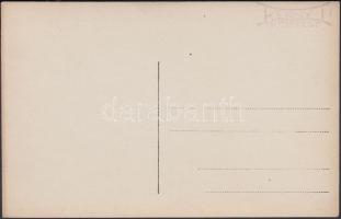 cca 1920 Kerny István (1879-1963): A város felett, pecséttel jelzett vintage fotólap, 9x14 cm