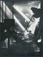 cca 1960-1970 Zsigri Oszkár: Nagyolvasztó, jelzetlen vintage fotóművészeti alkotás a szerző hagyatékából, 24x18 cm