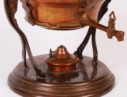 Szecessziós réz szamovár, sérült, jelzés nélkül, m:41 cm