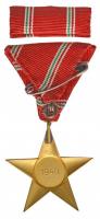 1949. "A Magyar Népköztársasági Érdemérem arany fokozata" zománcozott aranyozott bronz kit...