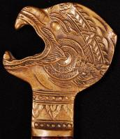 Bennszülött női fej fa talapzaton, egzotikus kinézetű mini bárd, h: 20 cm