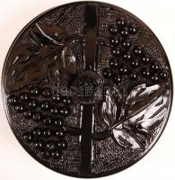 Fekete faragott kerek fa doboz, m: 6 cm, h: 15 cm