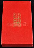 1948. "48-as Díszérem" zománcozott Br kitüntetés mellszalaggal, adományozói okirattal, ere...