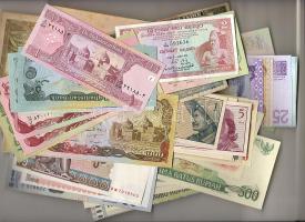 Egész világ sok ritka bankjeggyel, 159db igen kevés duplával T:95% I!