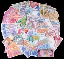 Jugoszlávia / Kuwait 54db vegyes bankjegy T:vegyes
Yugoslavia / Kuwait 54pcs of mixed banknotes C:mi...