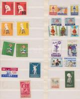 USA 1968 58 db segélybélyeg berakólapon