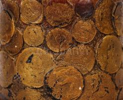 Pénzérmék mintájával díszített gyertya tartóval, d: 10 cm, m: 10 cm