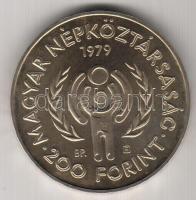 1979. 200Ft Ag "Nemzetközi gyermekév" T:BU