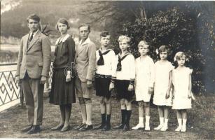 cca. 1927 Die Kinder von Kaiser Karl und Kaiserin Zita / the children of Charles and Zita, photo