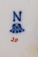 Sandizell? furulyázó púpos, kézzel festett, jelzett, hibátlan, m:10 cm