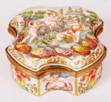 Potschappel? ékszeres doboz, kézzel festett, jelzett, hibátlan, 9×9 cm