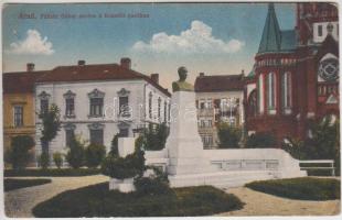 Arad, Fábián Gábor szobra a Kossuth parkban / statue, park (EK)