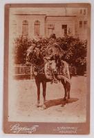 1896 Nalóczy Ákos a Hunyad megyei bandérium tagja lóháton díszmagyarban, keményhátú fotó, hátoldalán...