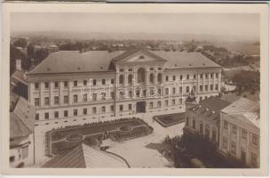 Lugos, Vármegyeház / county hall