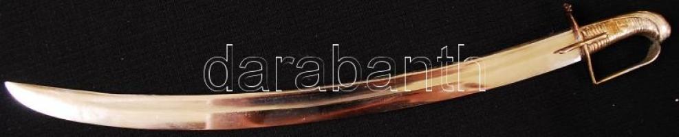 XVIII. század közepi magyar szablya miniatűr másolata, készült a Magyar Hadtörténeti Múzeum Együttmű...