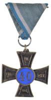 NSZK / Bajorország ~1960. "Bajor Harcos Szövetség Érdemkeresztje 40 év után" zománcozott Br kitüntetés mellszalaggal, cserélt függesztőkarikával. Szign.: Max Schwinger Plattling T:2 GFR / Bavaria ~1960. "Cross of Merit of Bavarian Veteran Association (Bayerische Kameraden- und Soldatenvereinigung) for 40 Years" enamelled Br decoration with ribbon, with not original suspension ring. Sign.: Max Schwinger Plattling C:XF