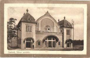 32 db vegyes régi városképes lap / collection of 32 Hungarian town-view postcards, mixed quality