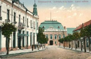 32 db vegyes régi városképes lap / collection of 32 Hungarian town-view postcards, mixed quality