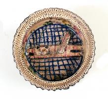 Bán Mariann (1946-): Cicás bonbonier, kézzel festett, jelzett, hibátlan, m:13 cm, d:14 cm