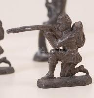 10 db ólomkatona, m:5 cm