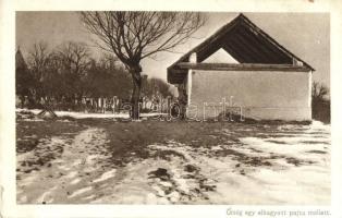 Őrség egy elhagyatott pajta mellett, kiadja Légrády Testvérek / WWI military guard (EB)