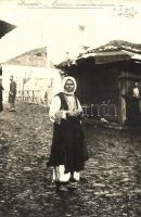 Macedonian woman, Monastir, folklore photo, Macedón asszony, Monastir, folklór fotó