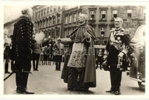 1938 Budapest, Szent ÉV; Eugenio Pacelli bíboros (a későbbi XII. Piusz pápa) és Horthy kormányzó