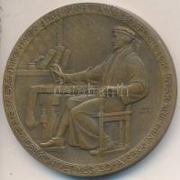 1936. "Magyar Reformátusok Kálvin Institúciójának 400 éves emlékezetére" Br emlékérem. Szi...