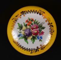 Herendi virágos bonbonier, kézzel festett, jelzett, hibátlan, d:11 cm, m:5 cm