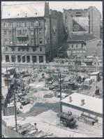 1965-1966 Budapest, a Blaha Lujza tér átépítése, rendezése, 13 db városkép datálva, némelyik felirat...
