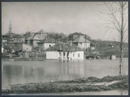 1960 Budapest, a kiöntött Rákos-patak partján, 9x12 cm