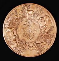 Rácz Edit (1936-): Erdei patások. Bronz falitányér, jelzett, d:20,5 cm