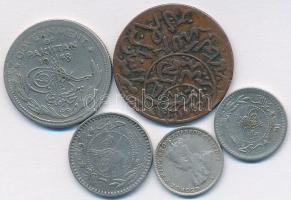 5db vegyes ázsiai fémpénz, közte ezüstök T:vegyes
5pcs of mixed coin from Asia, with silver coins C:...