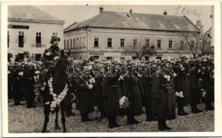 1938 Léva, bevonulás, Zálogház, Takács üzlete / entry of the Hungarian troops, shops (lyuk / pinhole)