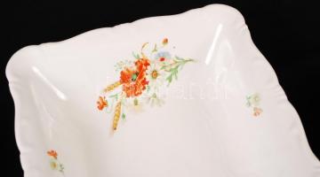 Régi Zsolnay tálak, matricásak, jelzettek, hibátlanok, 23×23 cm, d: 30 cm, 33×21 cm, összesen: 3 db,