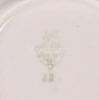 Régi Zsolnay tálak, matricásak, jelzettek, hibátlanok, 23×23 cm, d: 30 cm, 33×21 cm, összesen: 3 db,