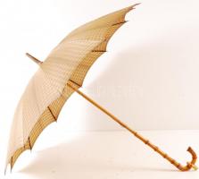 Régi esernyő, dekoratív fa szárral, kis lyukkal az esernyőn, m:78 cm