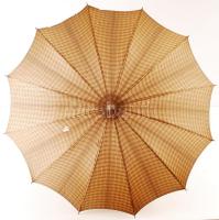 Régi esernyő, dekoratív fa szárral, kis lyukkal az esernyőn, m:78 cm