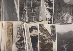 74 db VEGYES külföldi városképes lap; szlovák, Tátra / 71 mixed foreign town-view postcards; Slovaki...