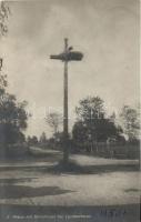 Lyubashevo, Ljubaschewo; Kreuz mit Storchnest / cross with stork nest