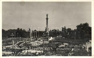 1939 Budapest a XXVIII. Országos Katolikus Nagygyűlés a Hősök terén (b)