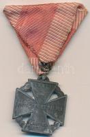 1916. "Károly-Csapatkereszt" cink kitüntetés kopott aranyozással és mellszalaggal T:3
Hung...