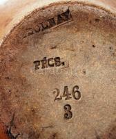 2 db régi cserépedény, az egyik Zsolnay jelzéssel, a másikon apró lepattanásokkal, m: 6 és 9 cm