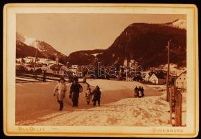 cca 1890 Mauterndorf 2 db fotó, egyiken érdekes jelmezes emberek / Mauterndorf 2 photos. One with interesting costumes