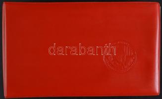 80 férőhelyes levélberakó jó állapotban, tokkal