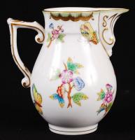 Herendi Viktória mintás tej kiöntő, kézzel festett, jelzett, hajszál repedéssel, m:11 cm